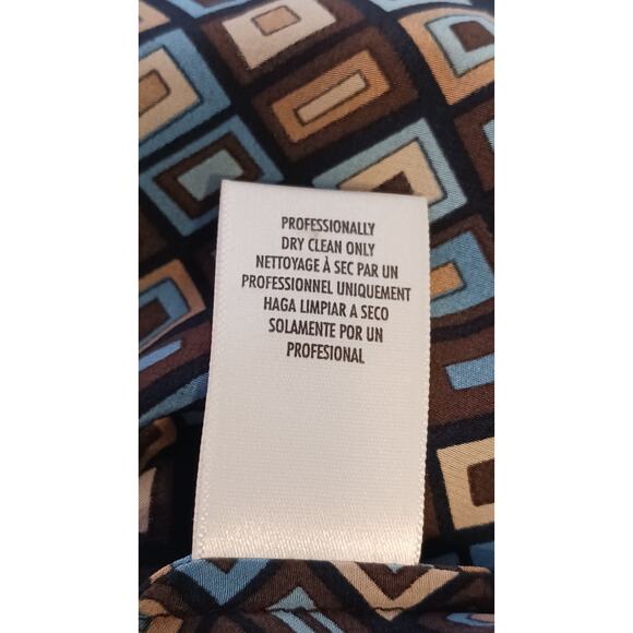 CASUAL CORNER 100% Silk Multicolor Geometric Long Sleeve Button Down Shirt Sz 6 - Picture 7 of 7